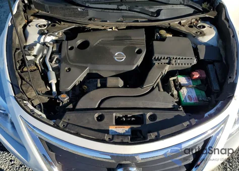 2015 Nissan Altima 2.5 z USA, uszkodzony, nr VIN 1N4AL3APXFC218629